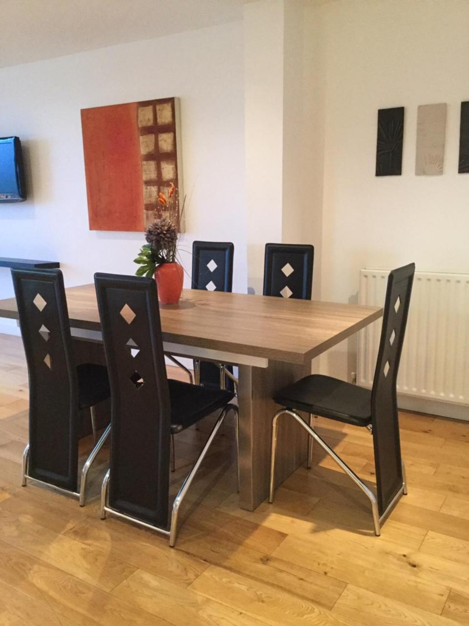 Sec Hydro Argyle West End - 2 Bedrooms Apartment *