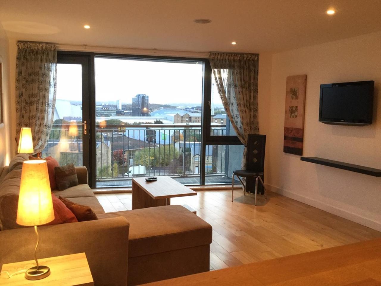Sec Hydro Argyle West End - 2 Bedrooms