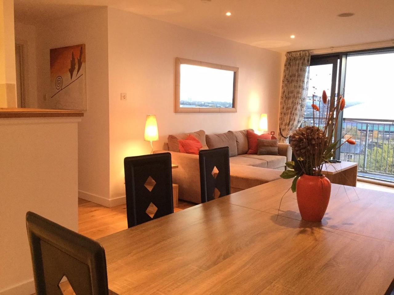 Sec Hydro Argyle West End - 2 Bedrooms * Glasgow