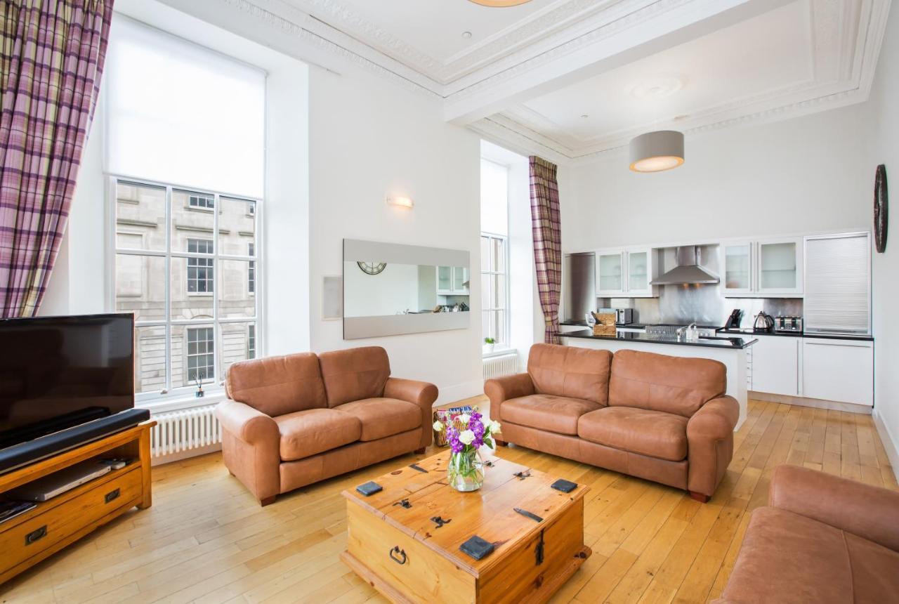 Blythswood Square * Glasgow