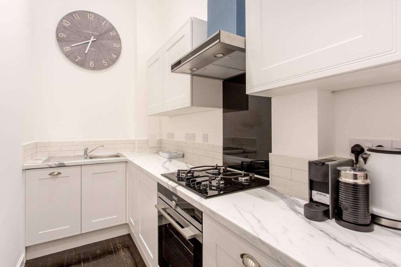 Luxury 4 Bed Townhouse In Prestigious West End *