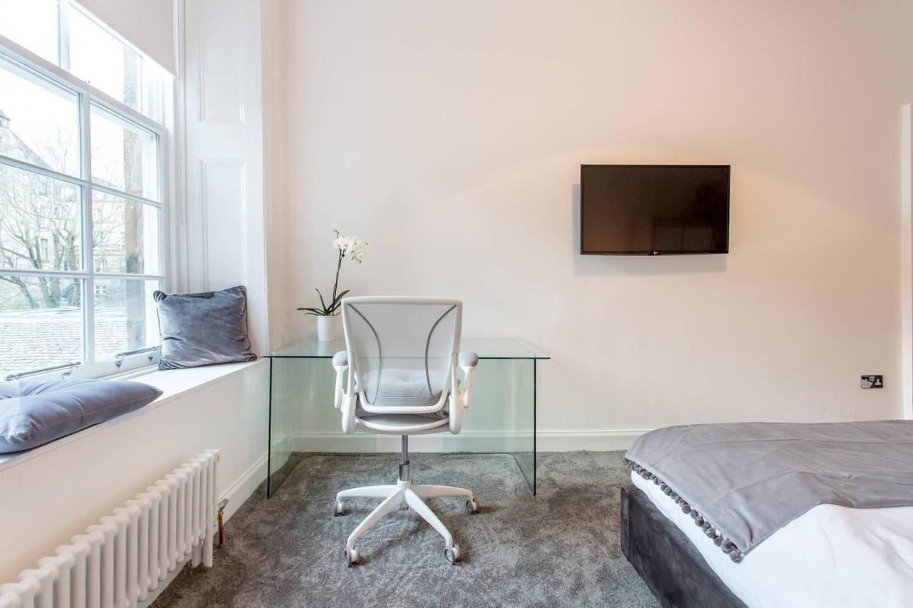 Holiday home Luxury 4 Bed Townhouse In Prestigious West End *