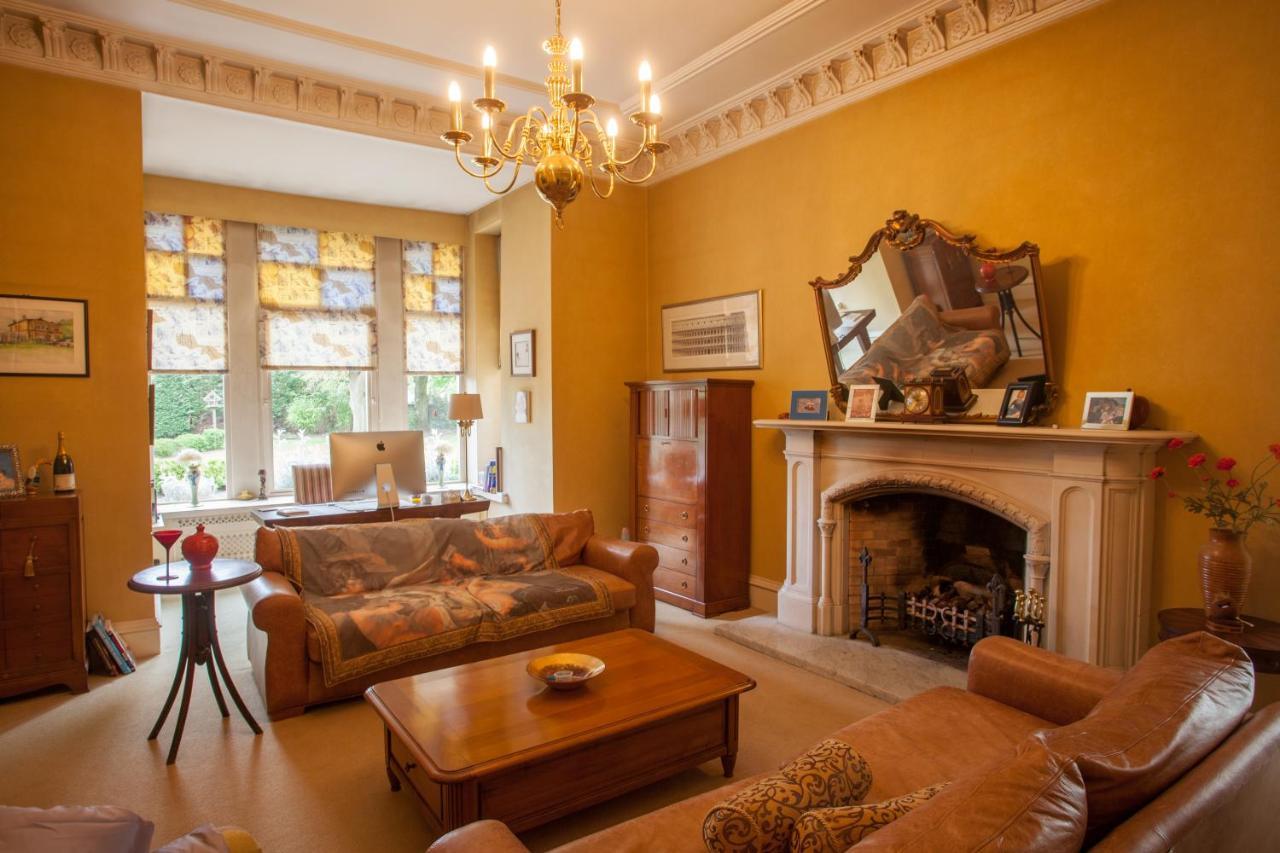 Stunning Victorian With Large Private Garden Villa *