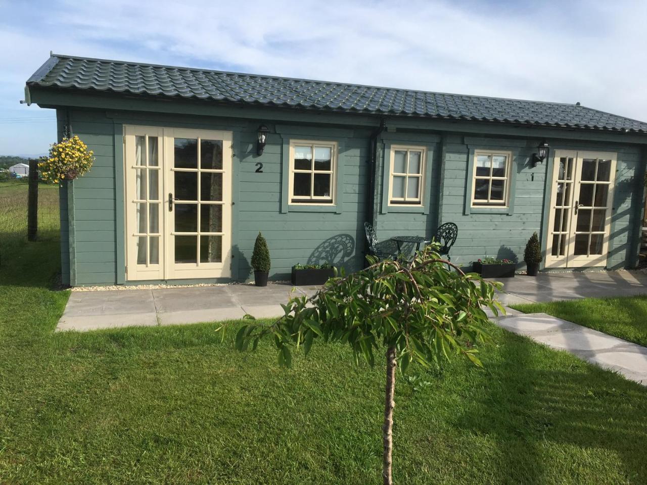 Auchenlea Lodge