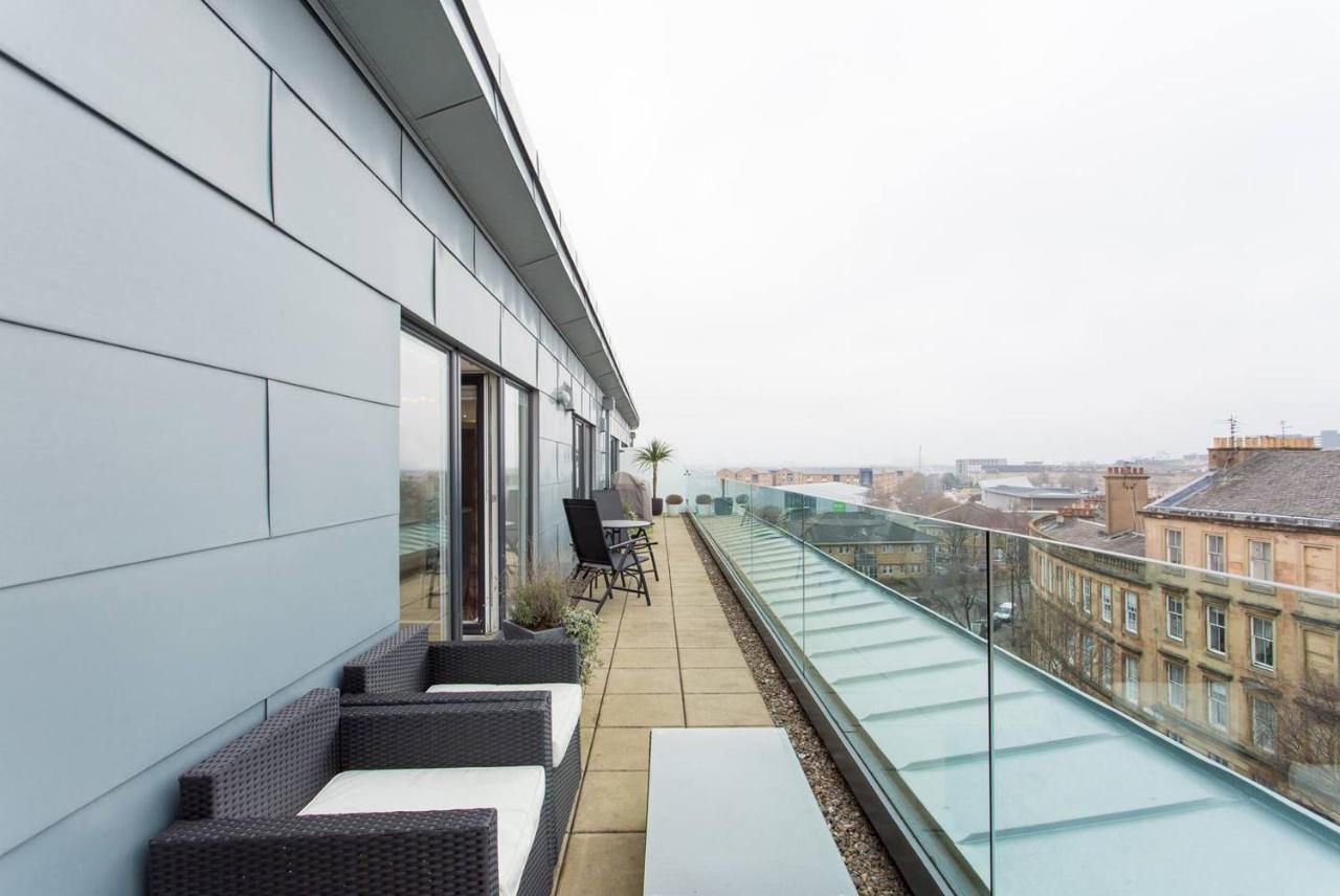 Altido Luxury Penthouse With Balcony Minutes From Secchydro * Glasgow