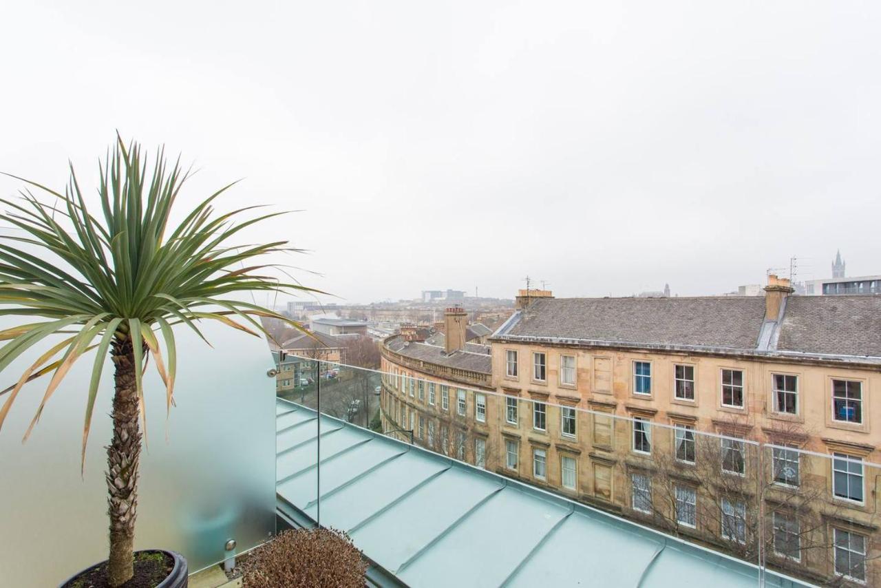 Altido Luxury Penthouse With Balcony Minutes From Secchydro *