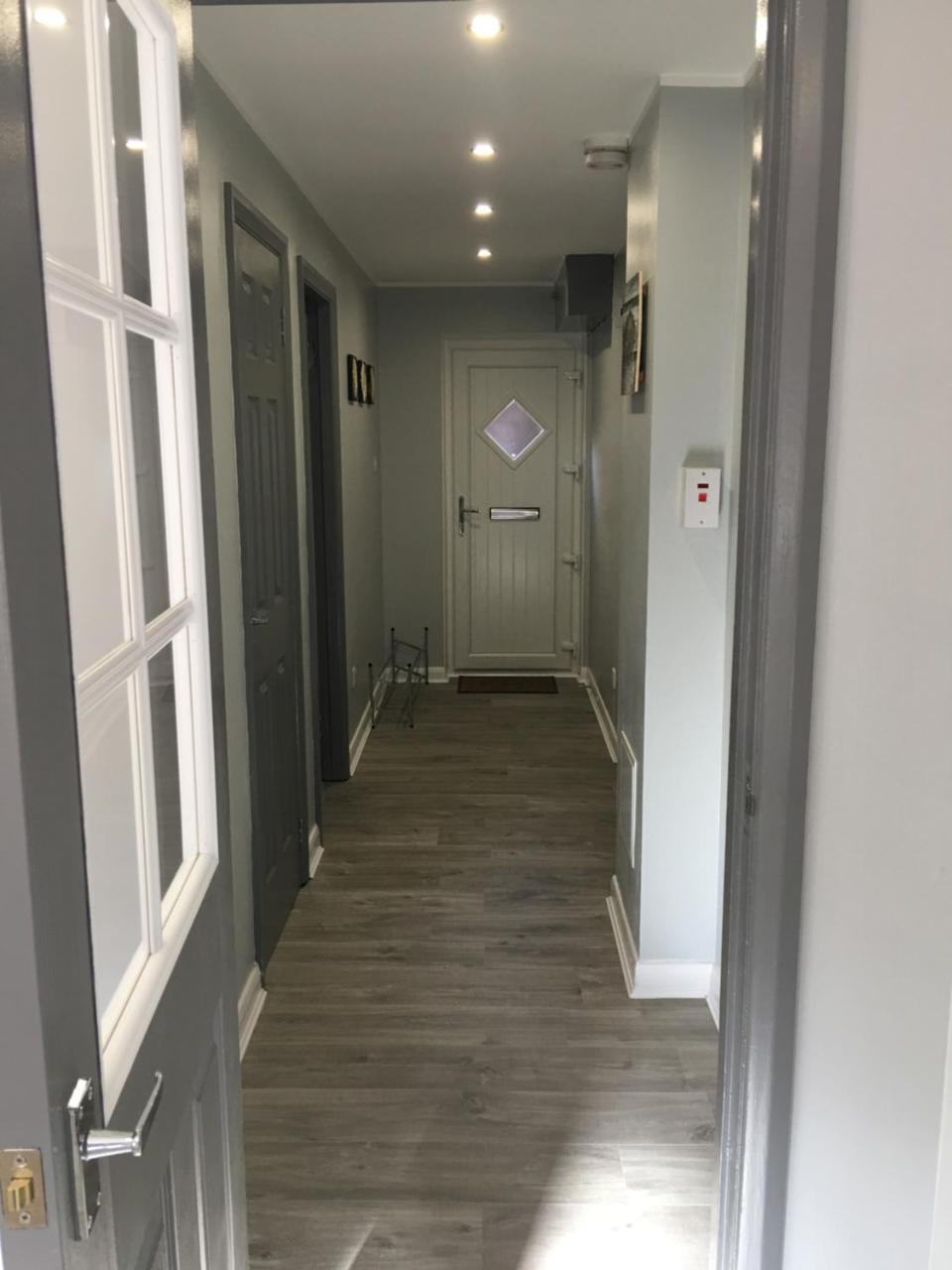 Charing Cross Apartment *