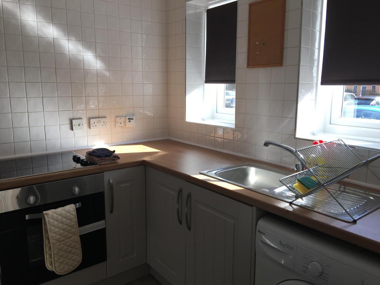 Charing Cross Apartment *