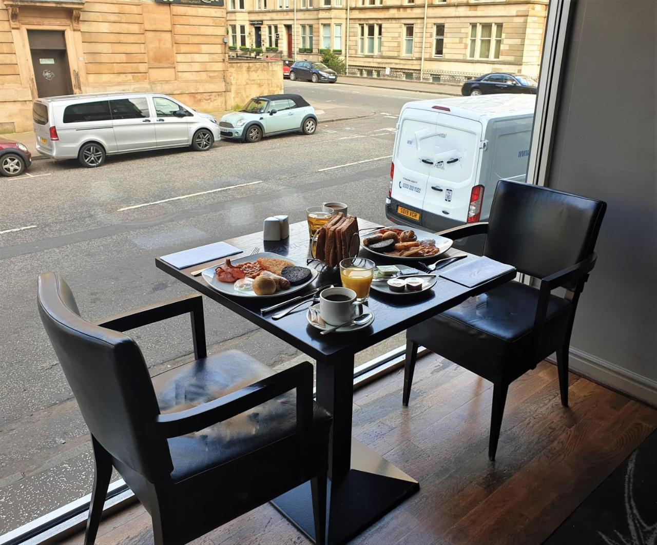 Lorne 3* Glasgow