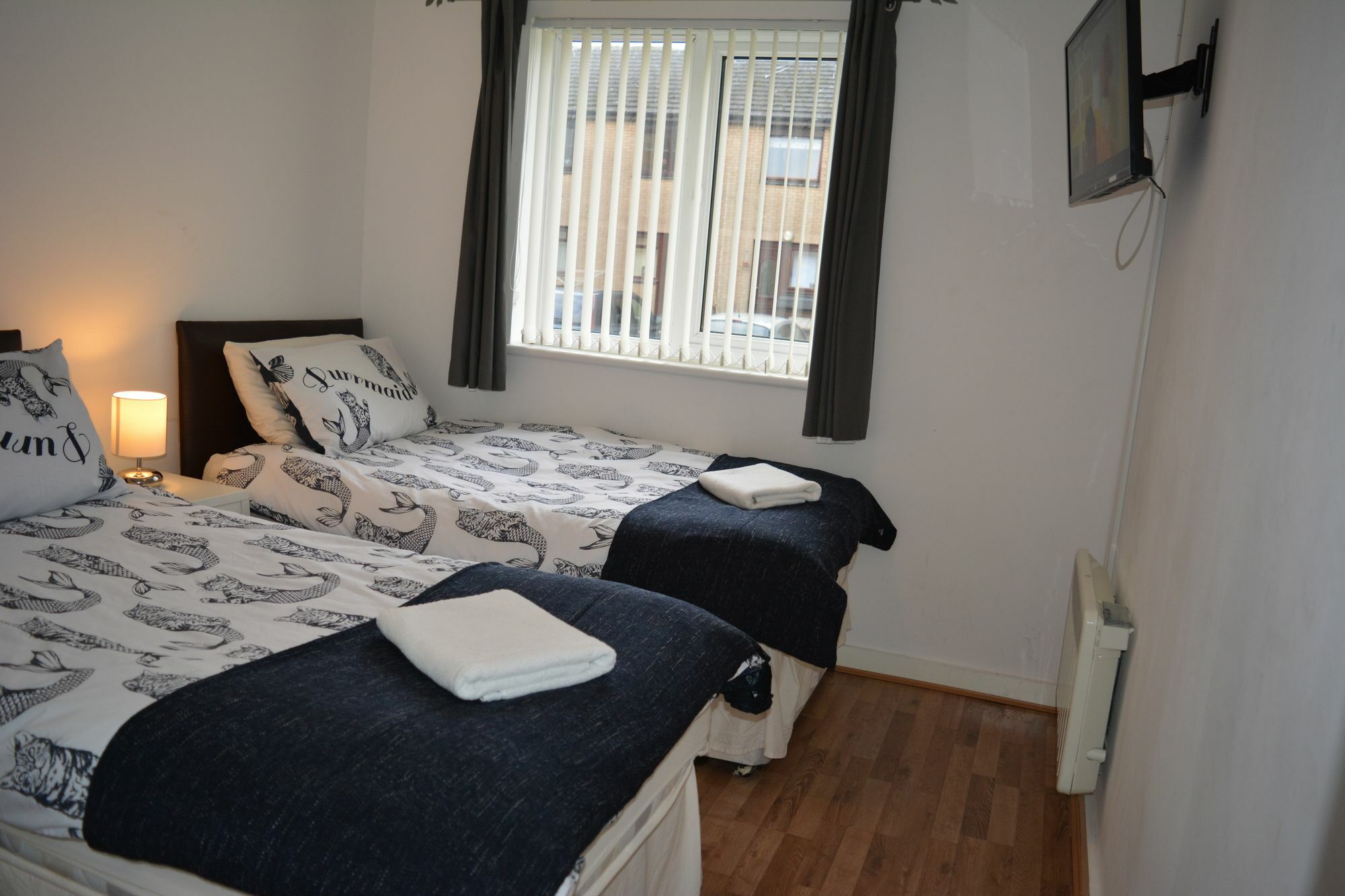 Glasgow Green Apartments *