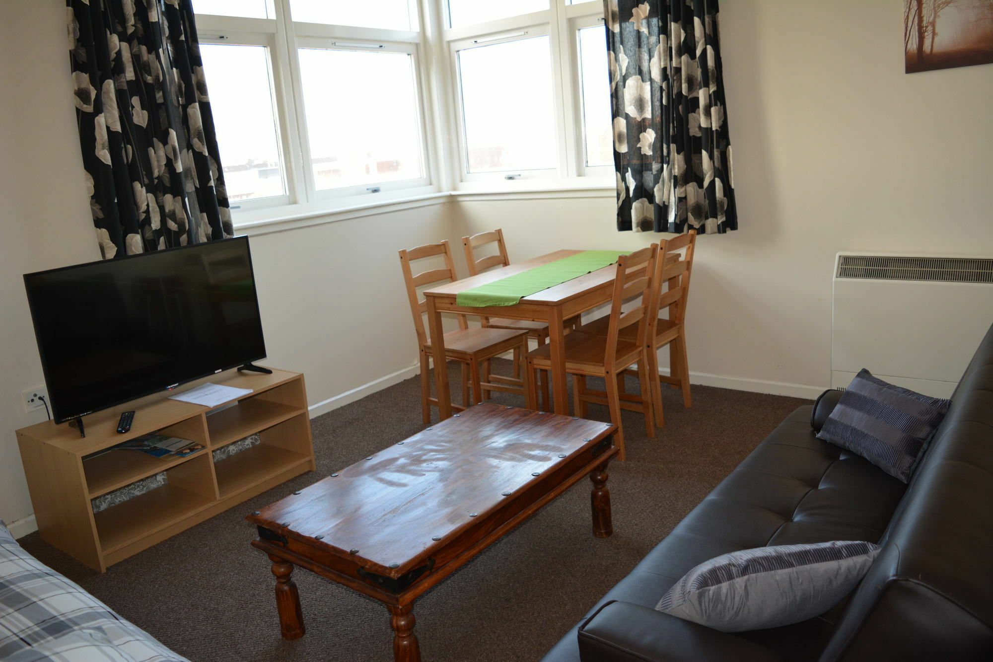 Ibrox Apartment