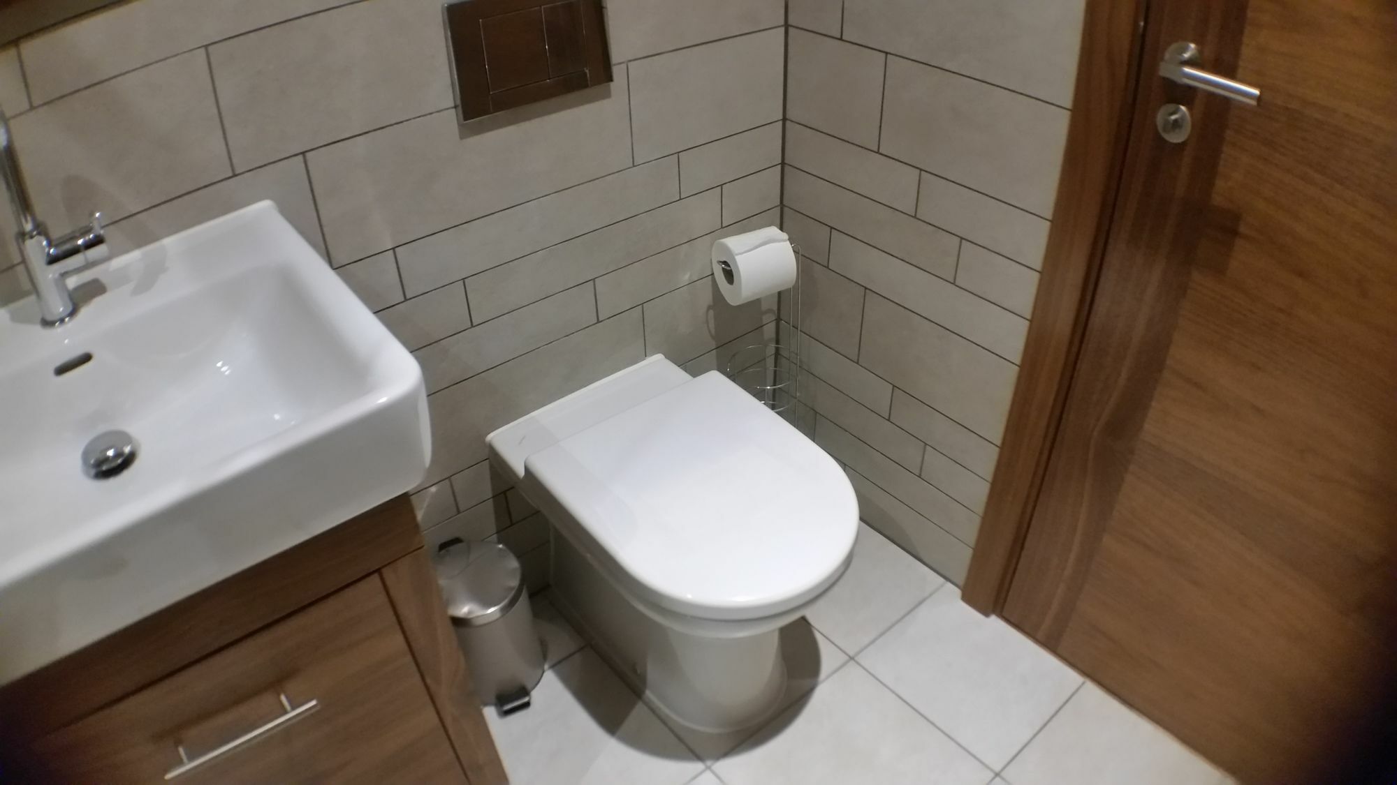 Buchanan Street 3 Bedroom Apartment *