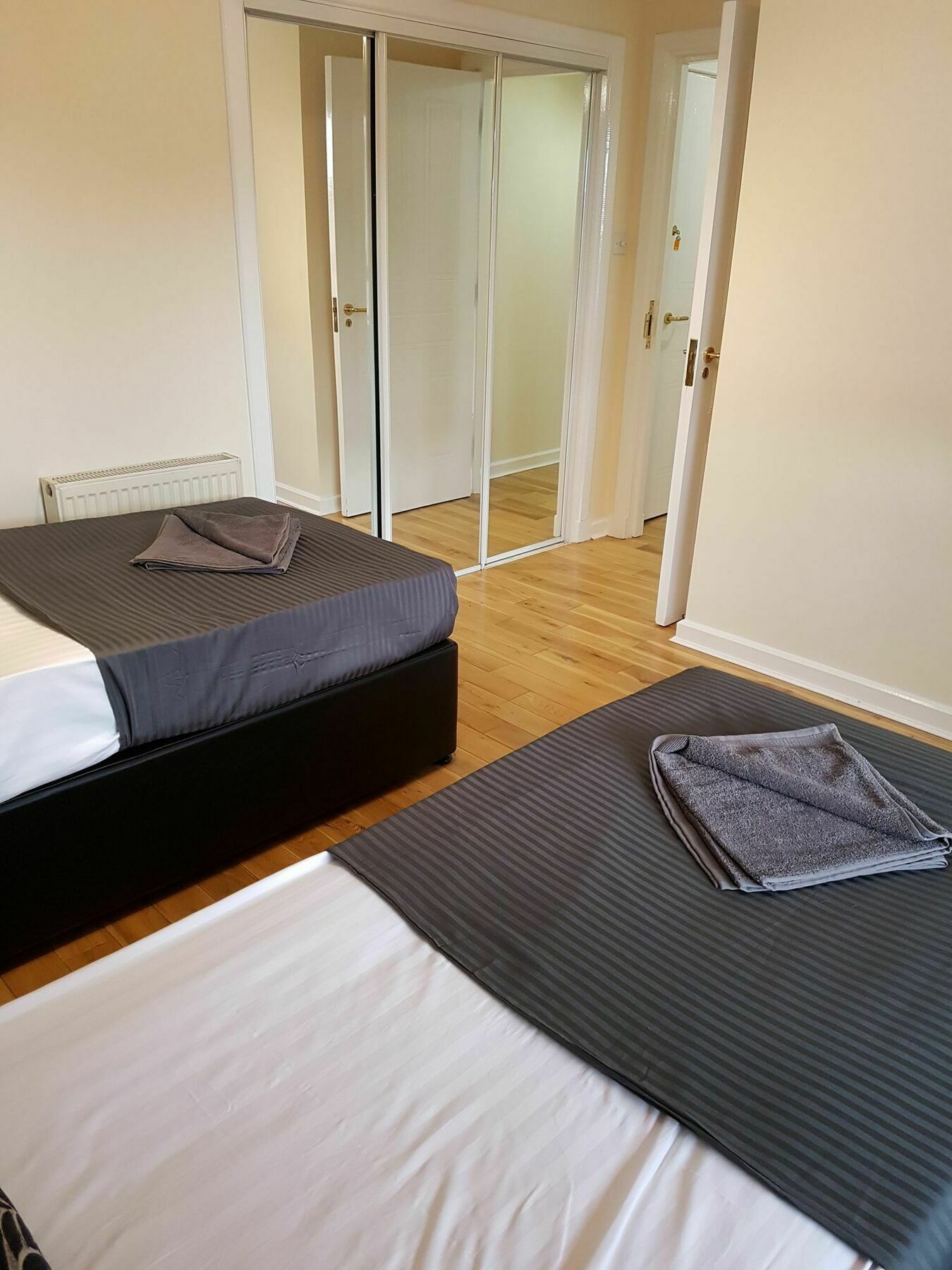 Great Western Road - 2 Bedroom Apartment *