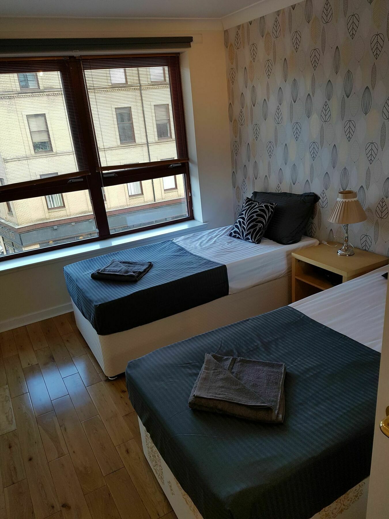 Apartment Great Western Road - 2 Bedroom *