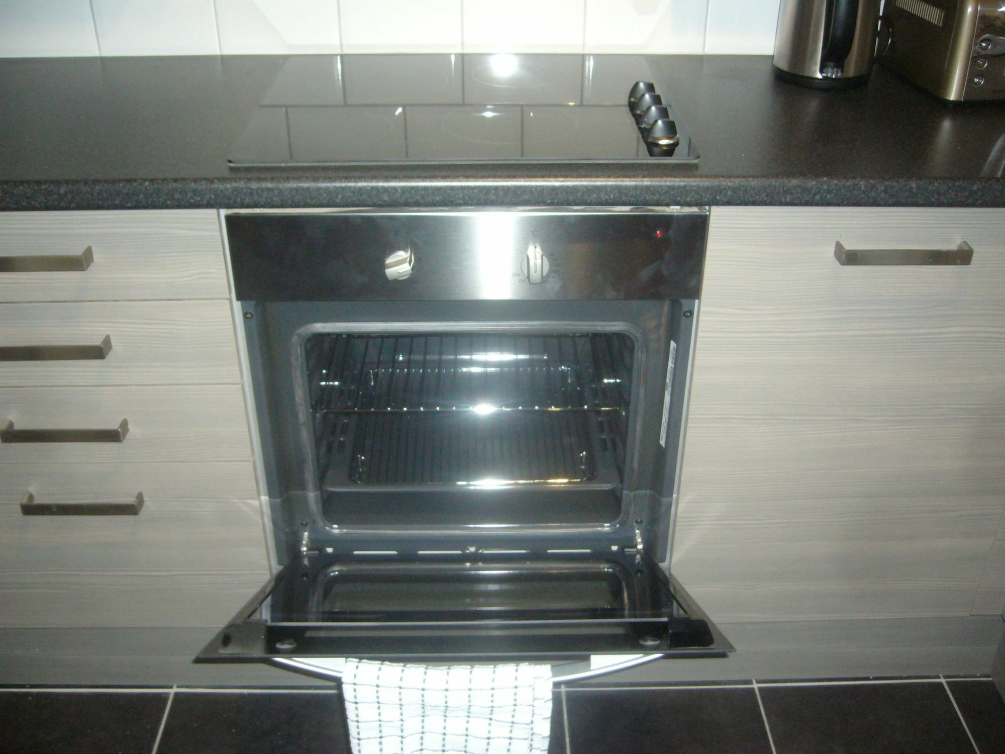 Amulree Place - 3 Bedroom Apartment Glasgow