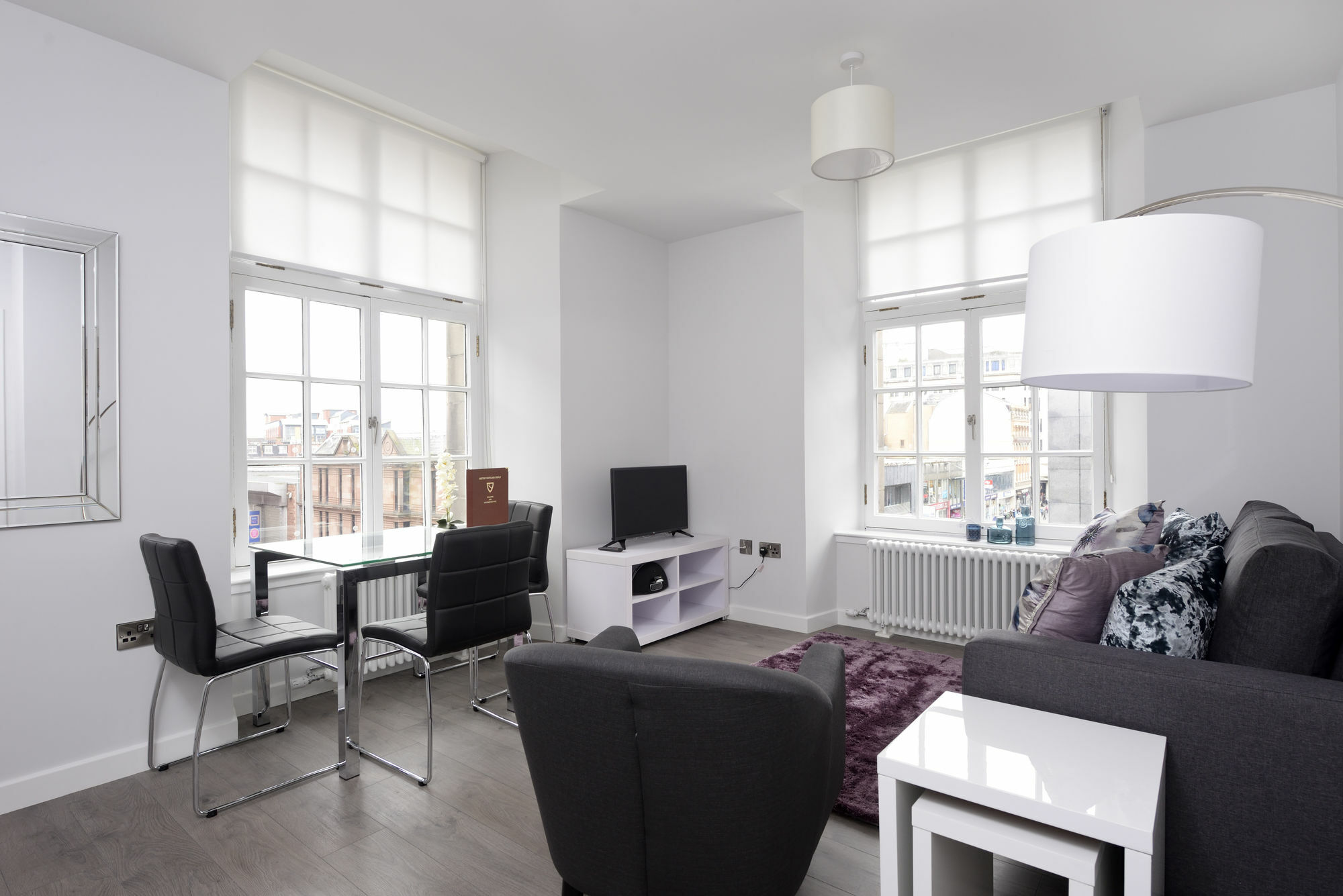 Glassford Apartment