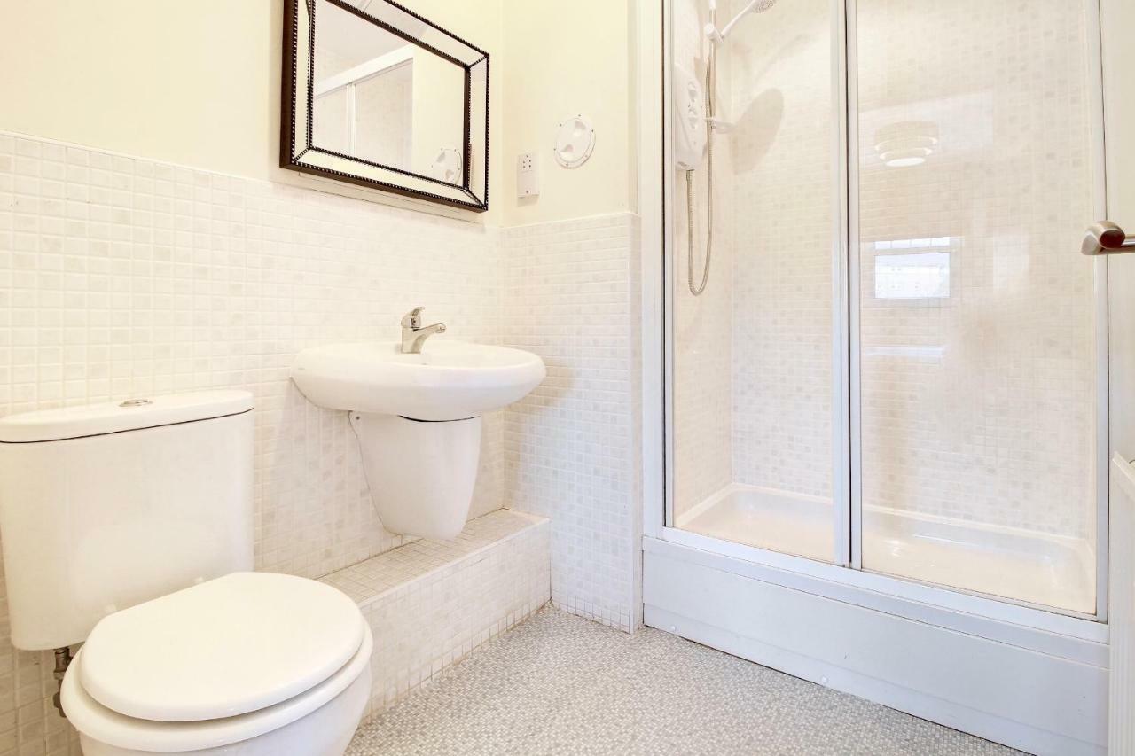 South Side Pleasance Apartment Glasgow