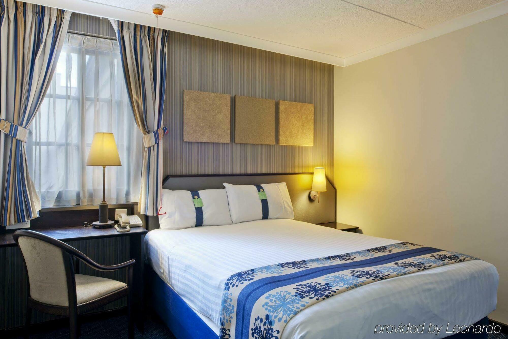 - - Ctr Theatreland By Ihg Hotel 4*
