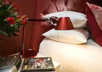 Dreamhouse Merchant Hotel