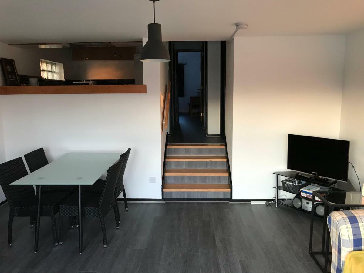 Apartment City Centre Riverside With Private Parking Glasgow