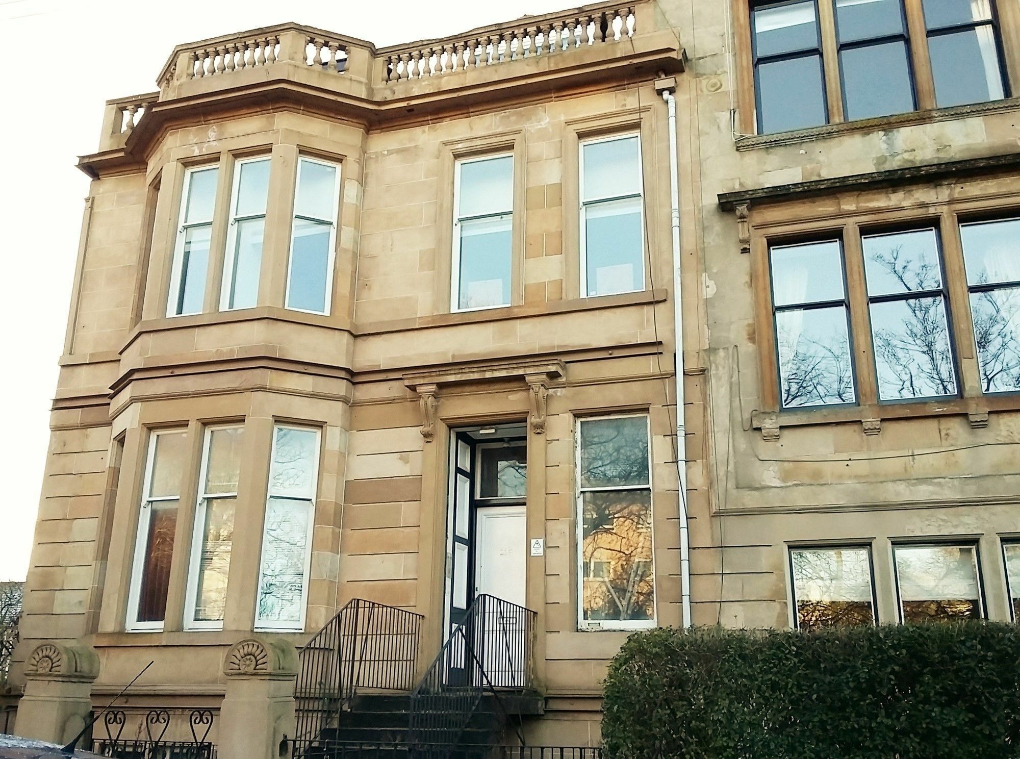 3 Bed Near Botanic Gardens Apartment *