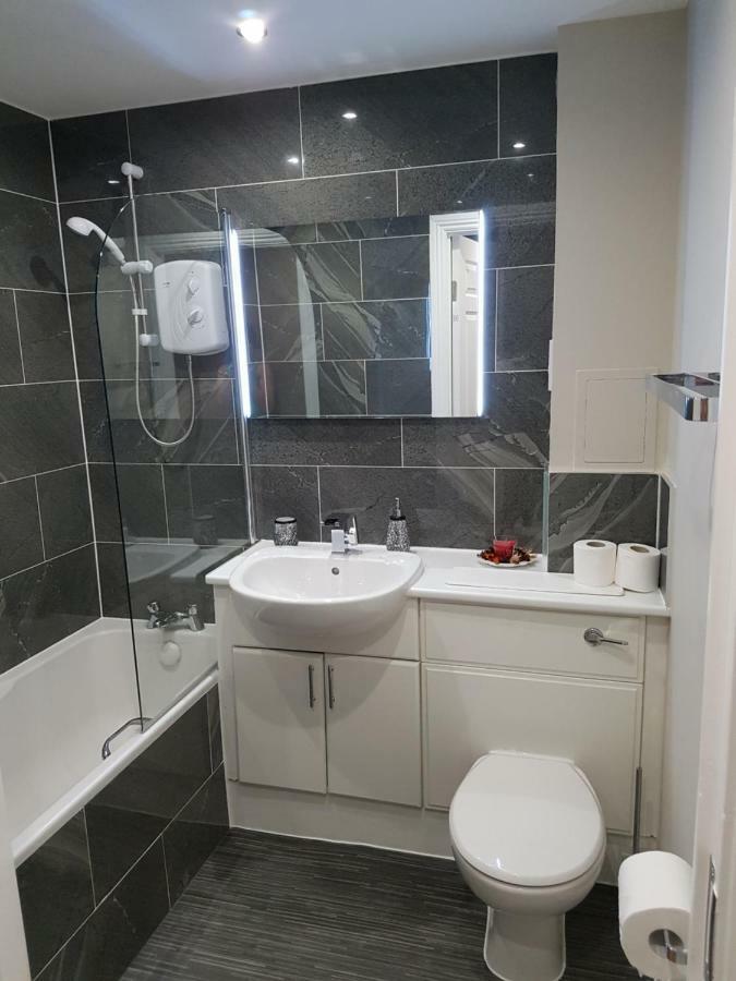 Glasgow's Modern & Stylish 3 Bedroom Aparment Apartment *