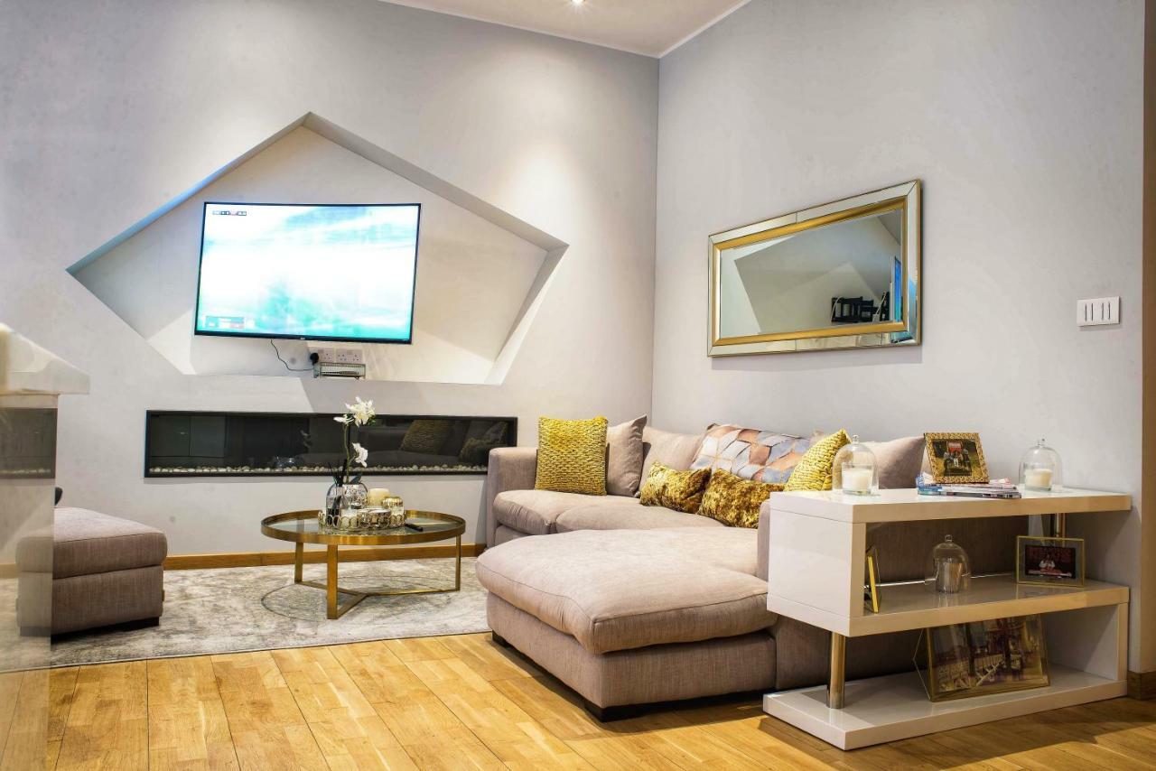 Apartment 2 Bed Chic In Centre *