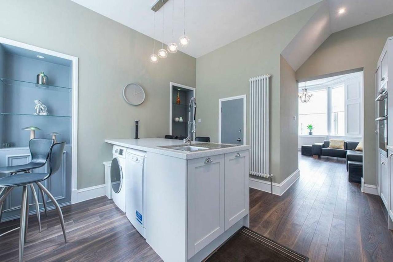 Beautiful Mairi Villa Glasgow