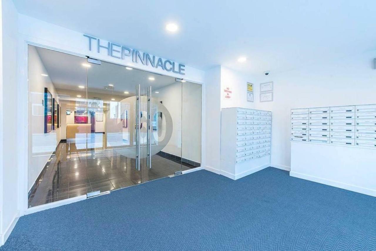 The Pinnacle Apartment *