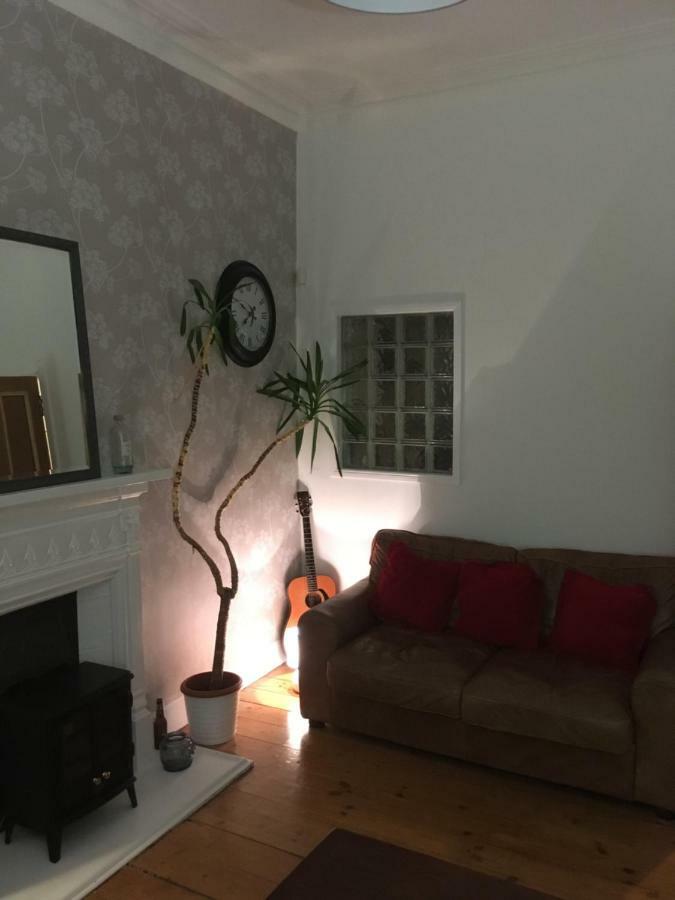 Lovely Victorian 2 Bed Apartment