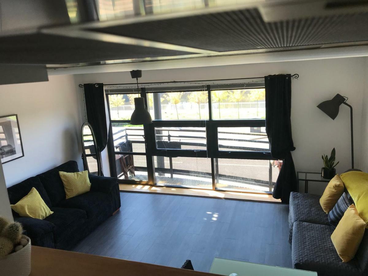 City Centre Riverside With Private Parking * Glasgow