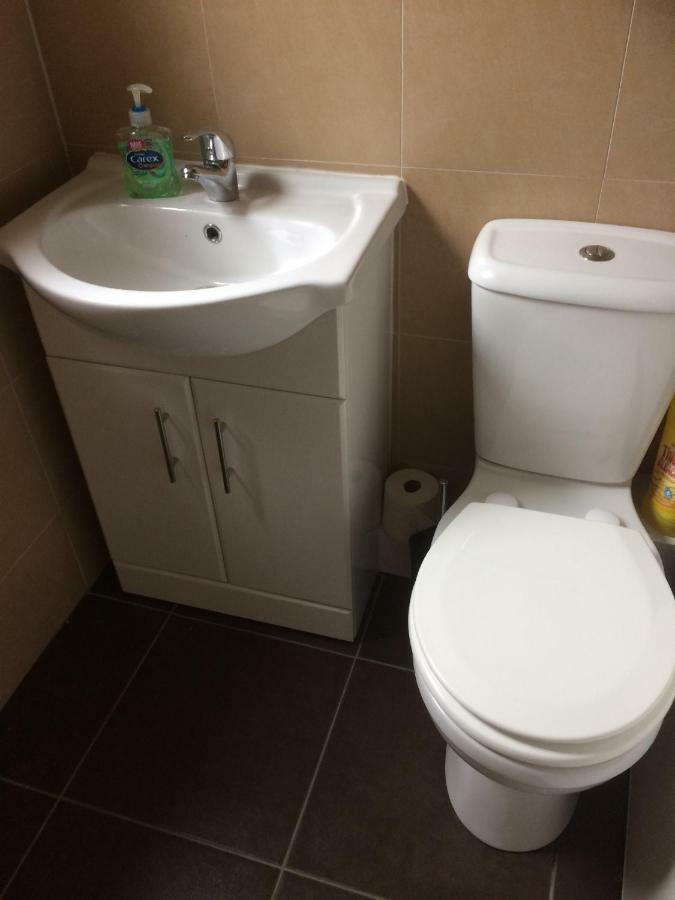 Apartment 2 Bed City With Parking *