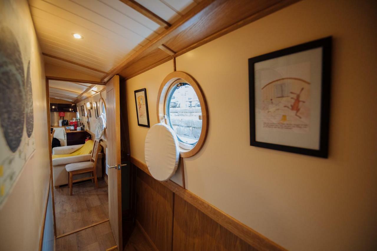 Botel Gerda Of Glasgow