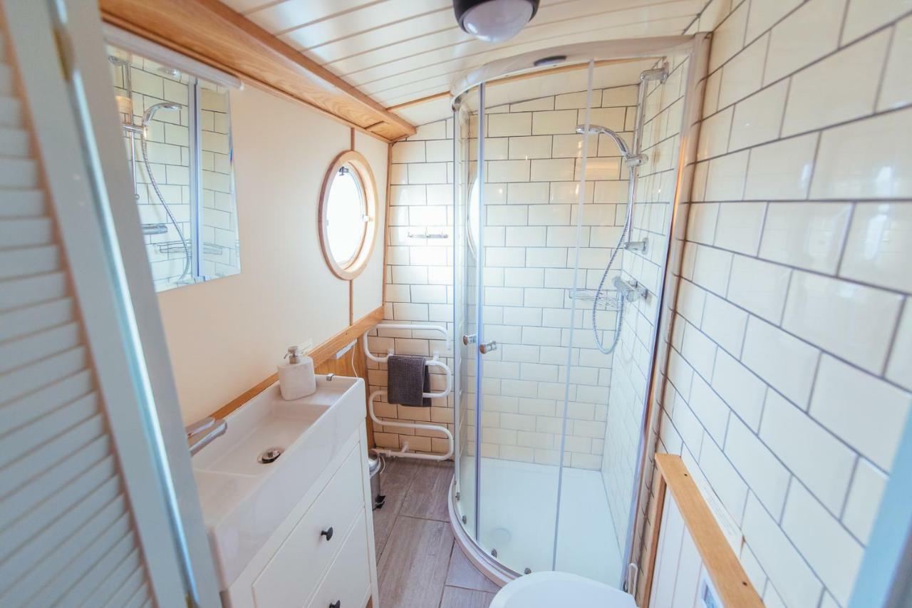 Botel Gerda Of *