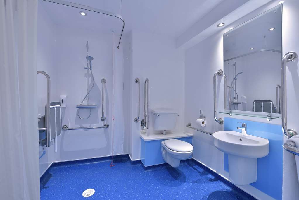 Travelodge Braehead Hotel