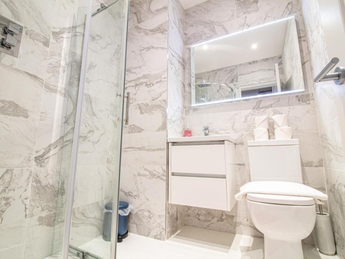 Apartment Modern 1br In Heart Of West End *