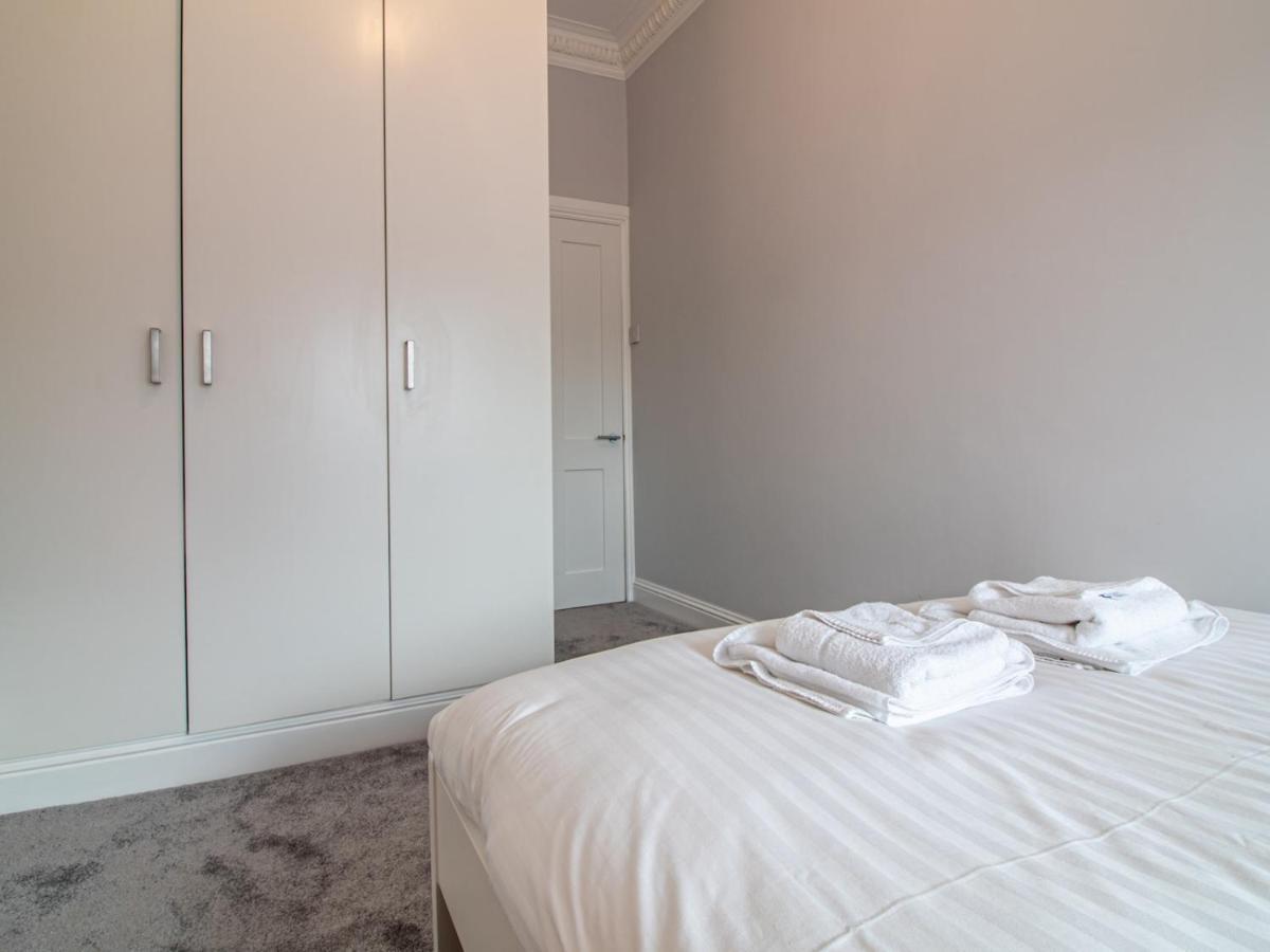 Modern 1br In Heart Of West End *