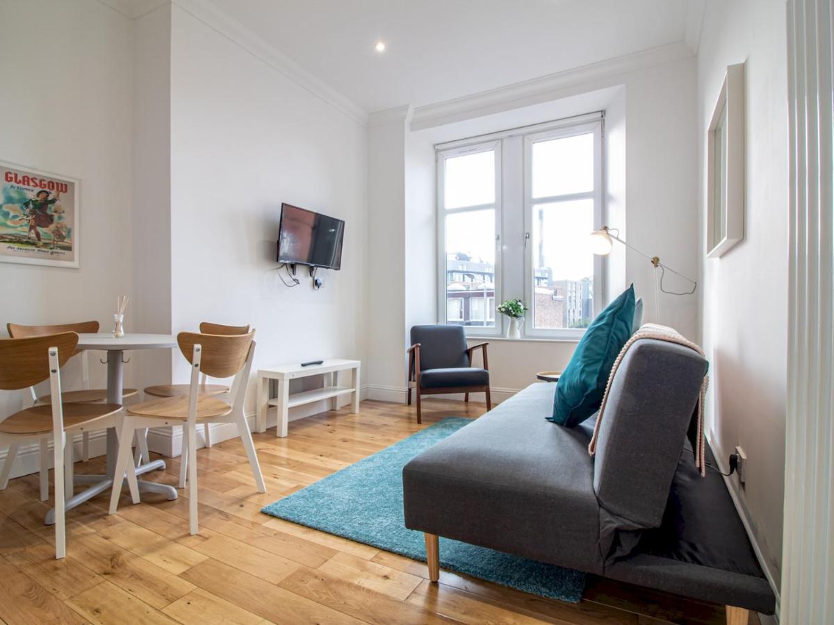 Modern 1br In Heart Of West End