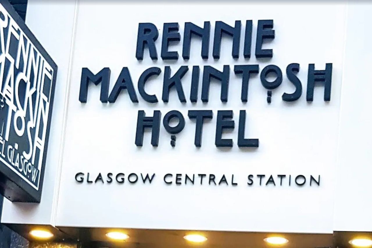 Rennie Mackintosh - Station 3*