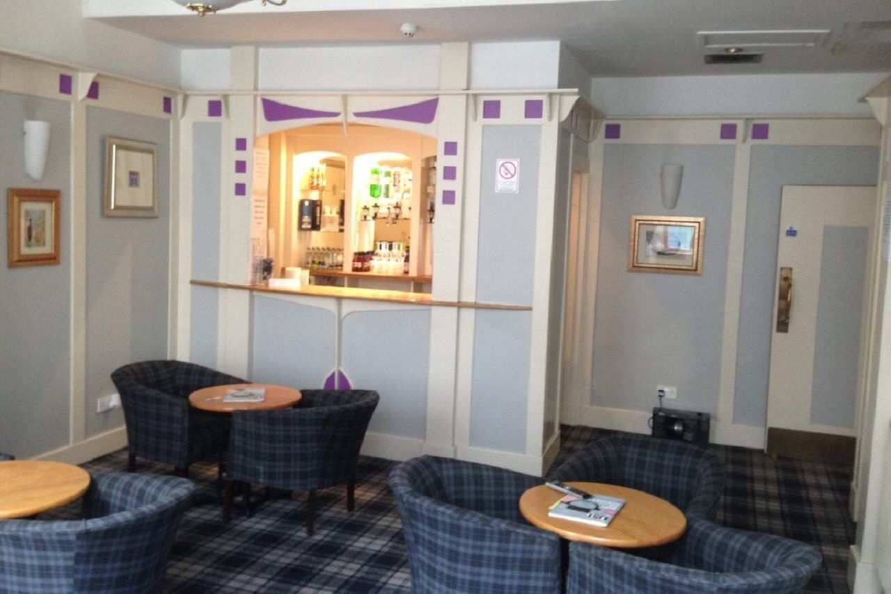 Hotel Rennie Mackintosh - Station 3*