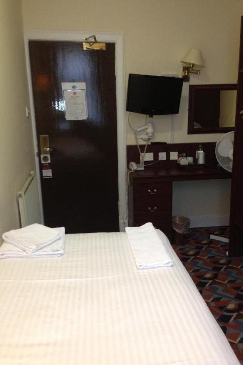 Hotel Rennie Mackintosh - Station 3*