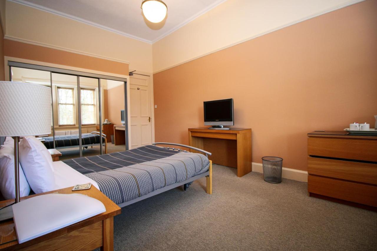 Bed & Breakfast Glasgow Guest House 3*