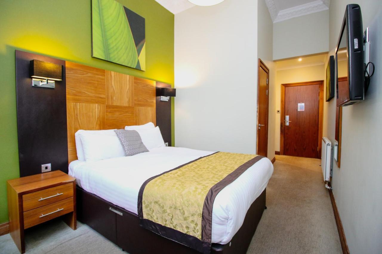 Acorn 3* Glasgow