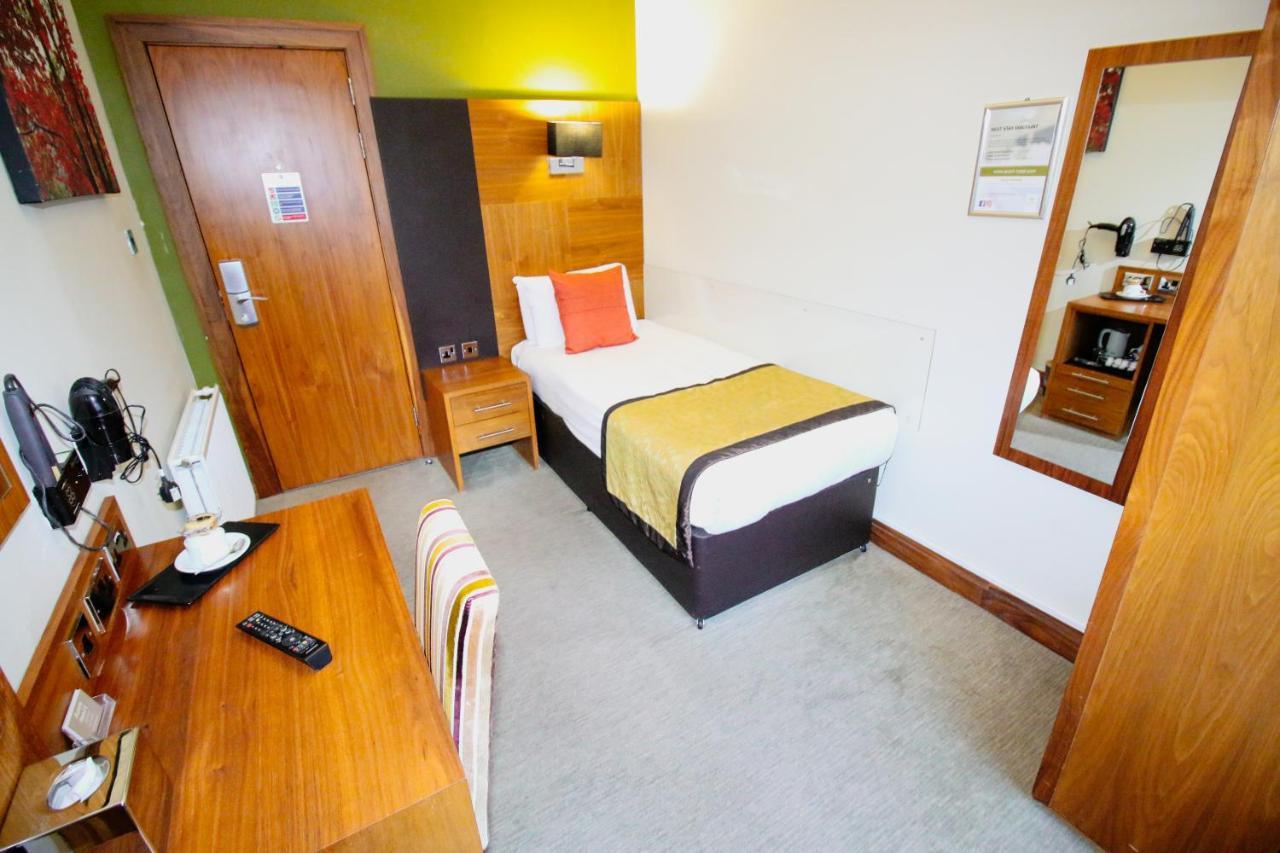 Acorn Hotel