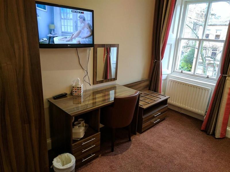 The Kelvin West End Guest house 2*