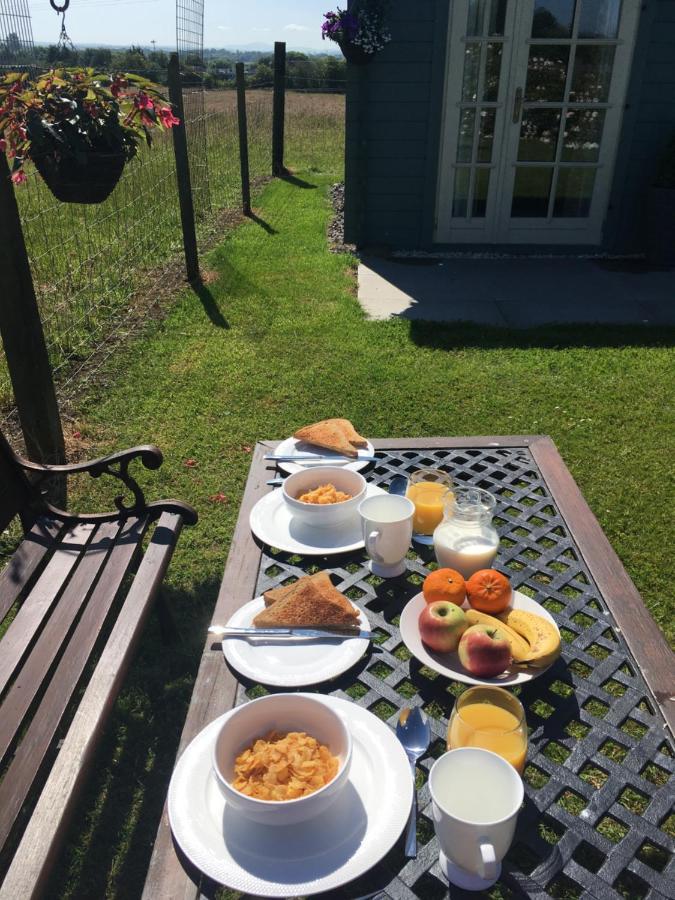Lodge Auchenlea Glasgow