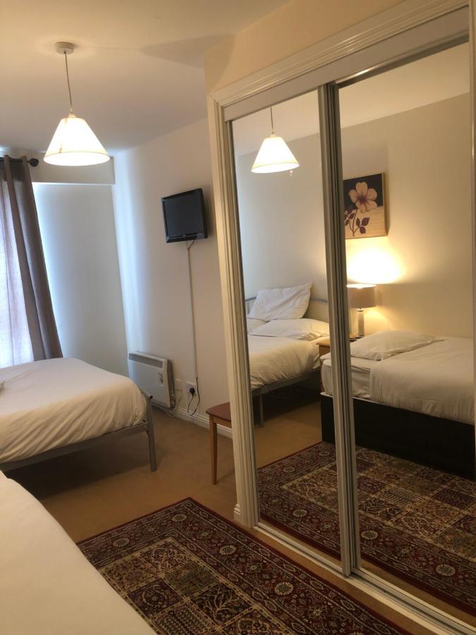 Bed & Breakfast Wallace Hide Out Glasgow
