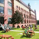Glasgow Green Park Home