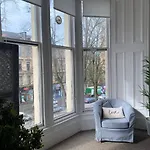 Captivating Apartment In Glasgow Westend Uk