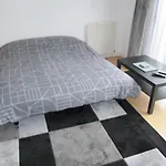 Cozy Off Road 2 Bedroom Cottage Apartment With Free Wi-Fi And Private Parking